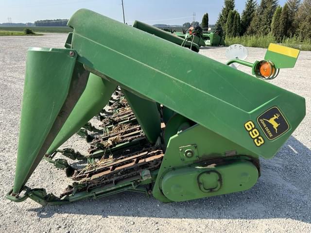 Image of John Deere 693 equipment image 4