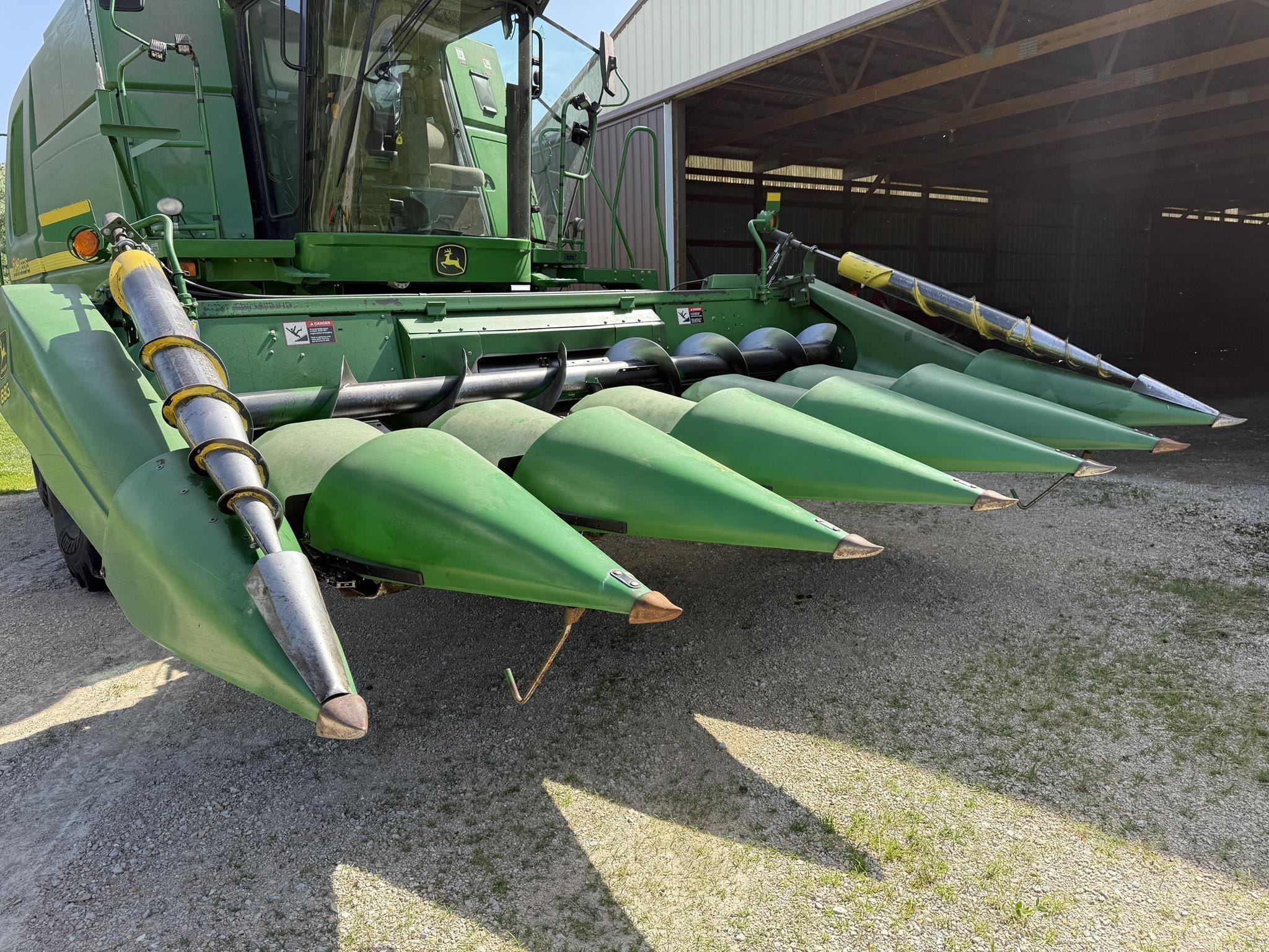 2001 John Deere 693 Equipment Image0