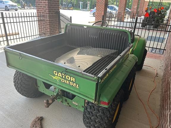 Image of John Deere Gator 6x4 equipment image 4