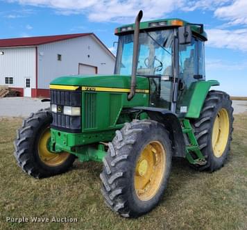 Main image John Deere 7210