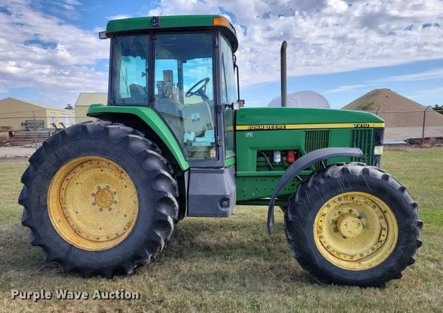 Image of John Deere 7210 equipment image 3