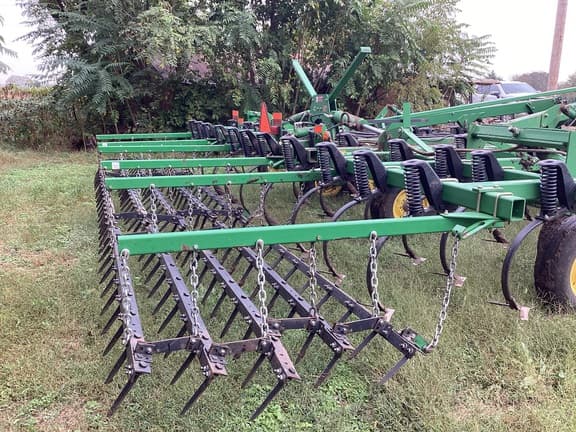 Image of John Deere 726 equipment image 2