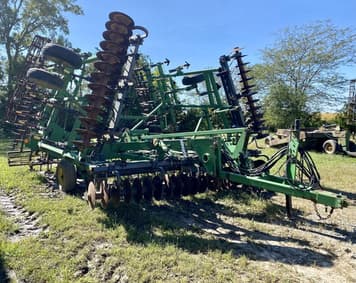 Main image John Deere 726
