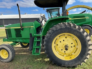 Main image John Deere 7405