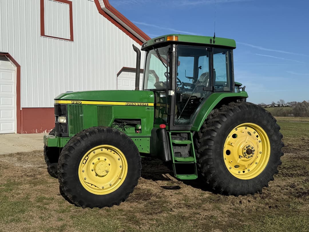 Image of John Deere 7410 Primary image