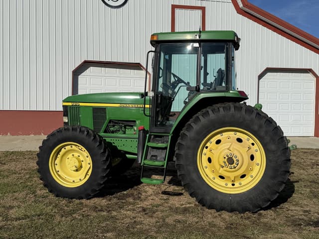 Image of John Deere 7410 equipment image 1