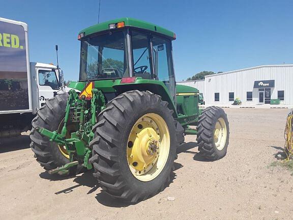 Image of John Deere 7410 equipment image 1
