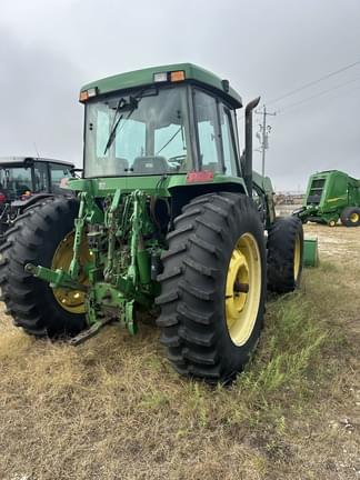 Image of John Deere 7510 equipment image 3