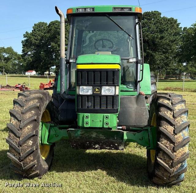 Image of John Deere 7510 equipment image 1