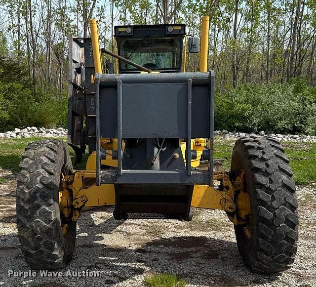 Image of John Deere 770CH equipment image 1