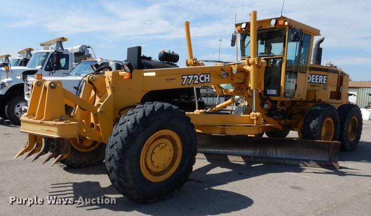 Main image John Deere 772CH