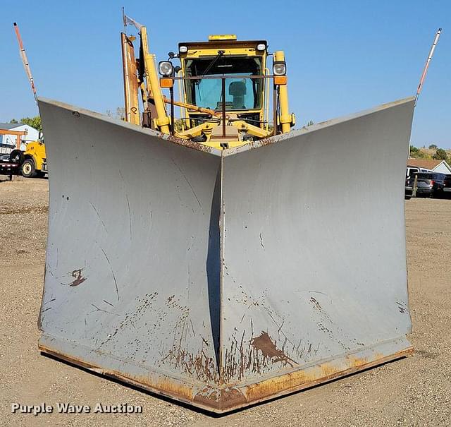 Image of John Deere 772CH equipment image 1