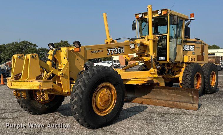 Image of John Deere 772CH Primary image