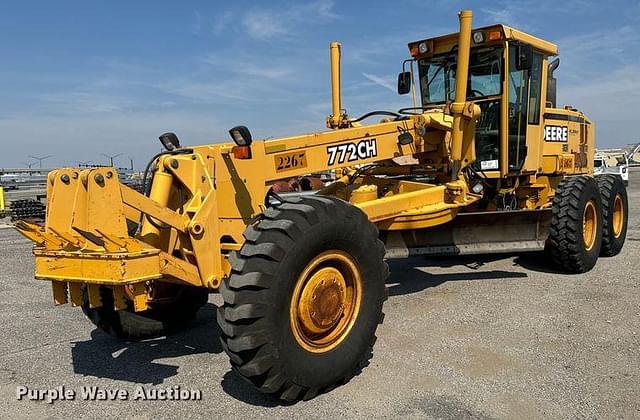 Image of John Deere 772CH equipment image 1