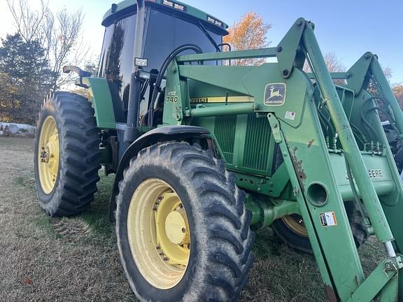 Image of John Deere 7810 equipment image 2