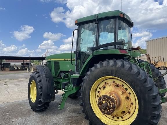 Image of John Deere 7810 equipment image 3