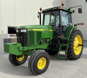 2001 John Deere 7810 Image