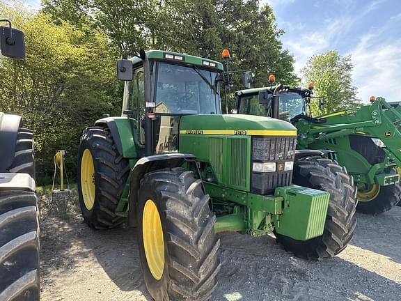 Image of John Deere 7810 Primary image