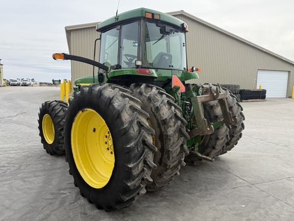 Image of John Deere 7810 equipment image 4