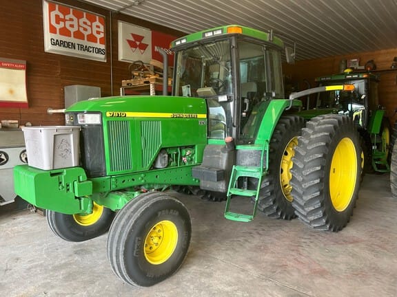 Main image John Deere 7810