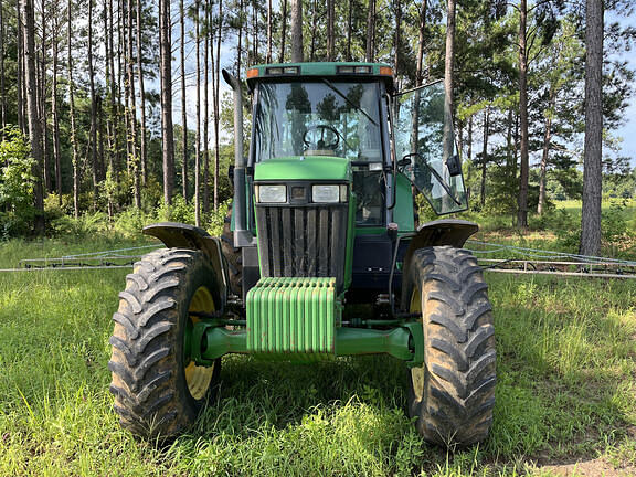 Image of John Deere 7810 equipment image 1