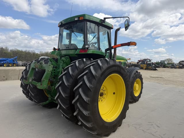 Image of John Deere 7810 equipment image 2