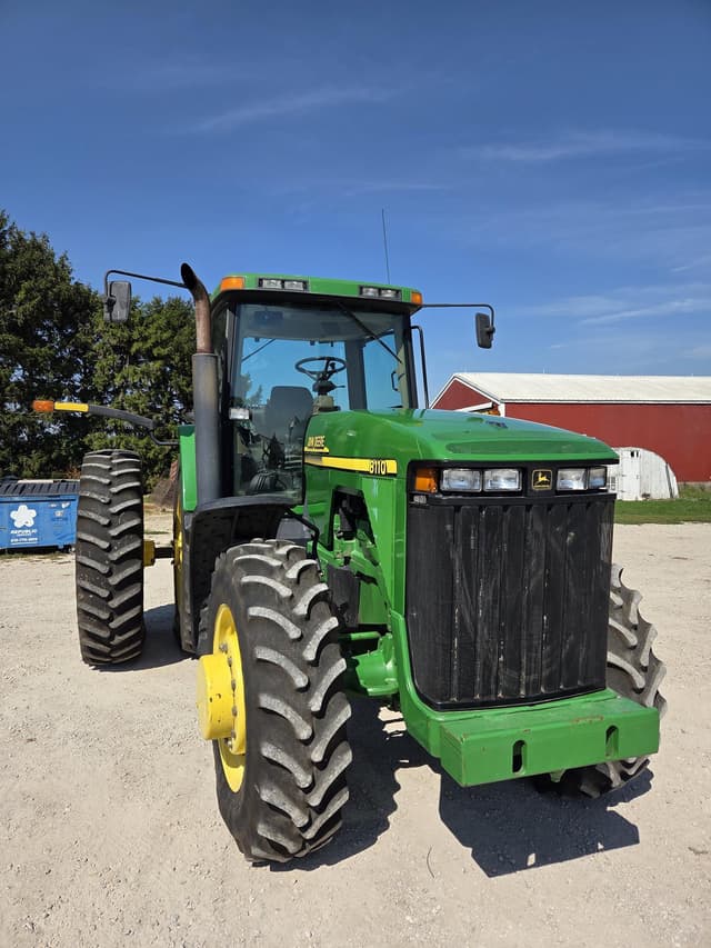 Image of John Deere 8110 equipment image 4