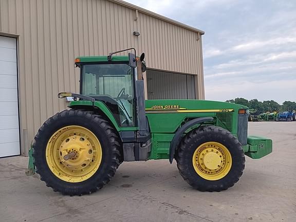 Image of John Deere 8110 equipment image 1