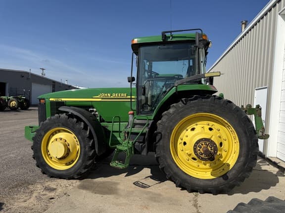 Image of John Deere 8110 equipment image 2