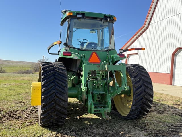Image of John Deere 8110T equipment image 3