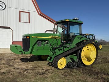 Main image John Deere 8110T