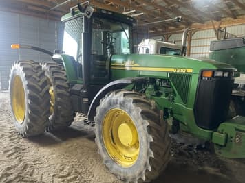 Main image John Deere 8210
