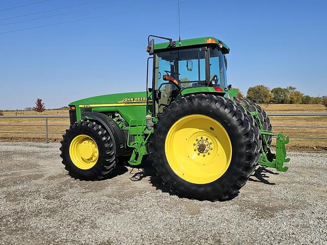 Image of John Deere 8310 equipment image 4