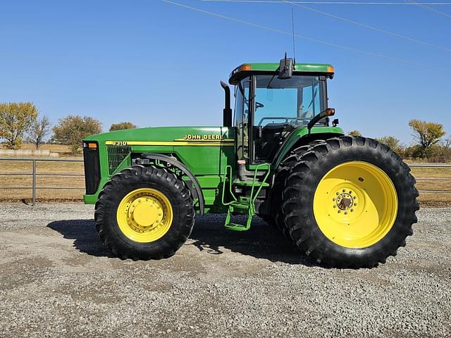 Image of John Deere 8310 equipment image 3