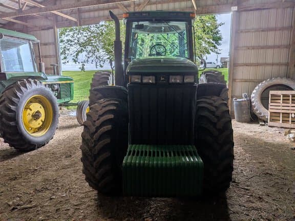 Image of John Deere 8310 equipment image 2