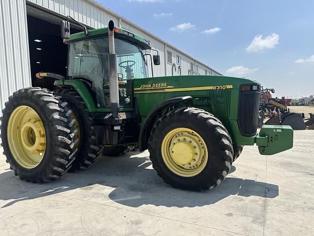 Image of John Deere 8310 equipment image 1