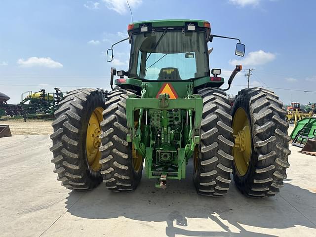 Image of John Deere 8310 equipment image 4