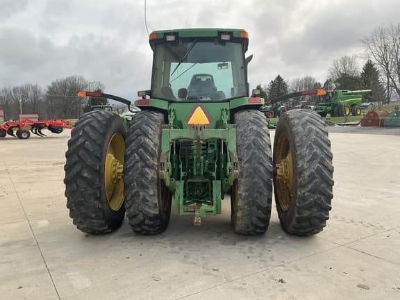 Image of John Deere 8310 equipment image 4