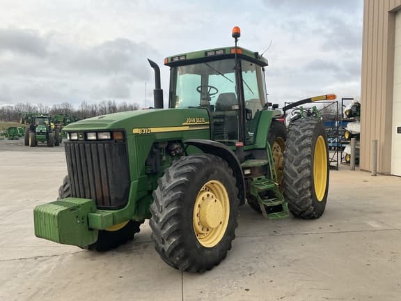 Image of John Deere 8310 equipment image 2