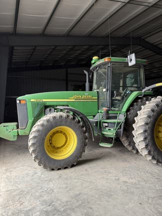 Image of John Deere 8310 equipment image 1