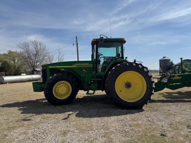 Image of John Deere 8410 equipment image 1