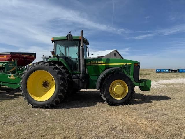 Image of John Deere 8410 equipment image 2