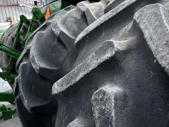 Image of John Deere 8410 equipment image 4