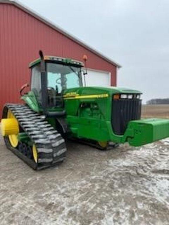 Image of John Deere 8410T equipment image 1