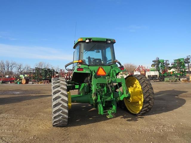 Image of John Deere 8410T equipment image 2