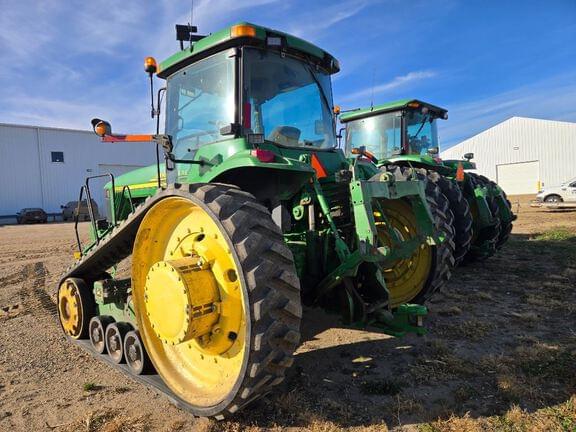 Image of John Deere 8410T equipment image 1