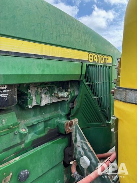 Image of John Deere 8410T equipment image 3