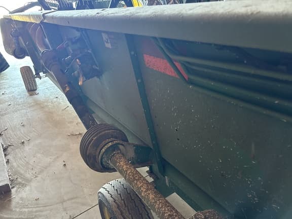 Image of John Deere 920F equipment image 2
