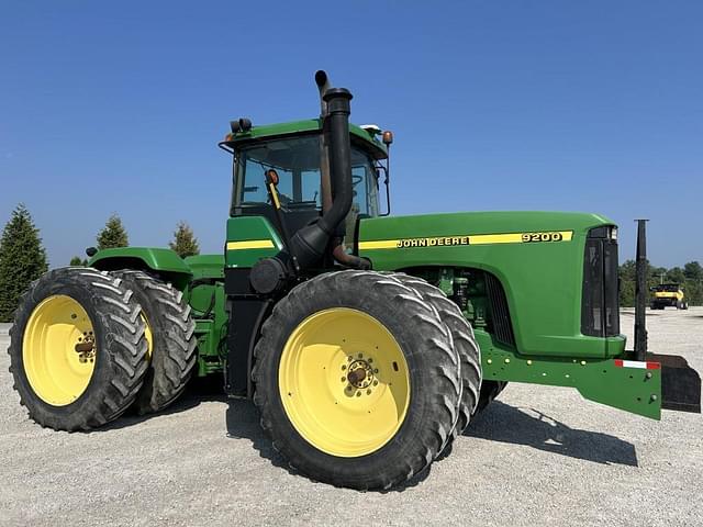 Image of John Deere 9200 equipment image 1