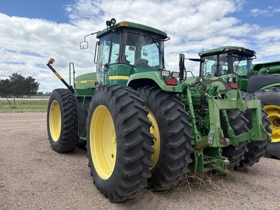 2001 John Deere 9200 Equipment Image0